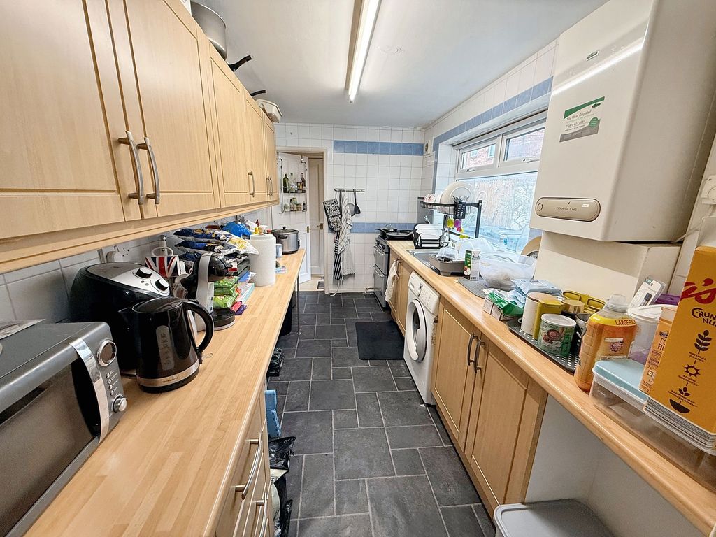 Additional image 3 of 2 bed flat for saleAshley Road, South Shields NE34