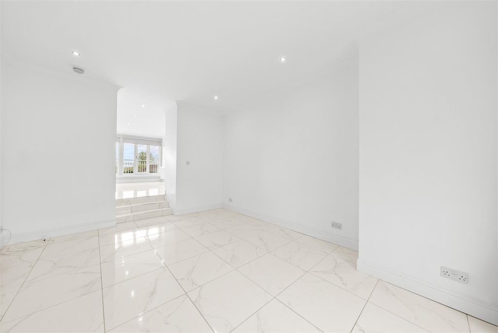 Additional image 12 of 5 bed detached house for saleSnead View, Motherwell ML1
