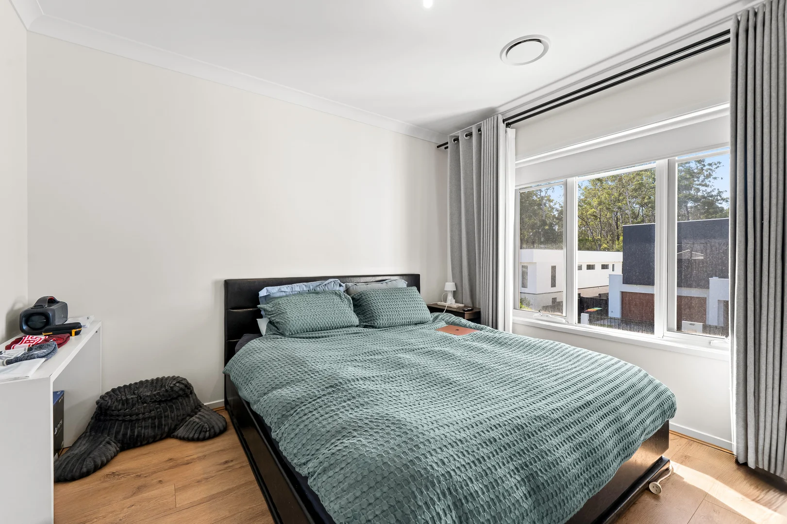 Additional image 13 of 8 Lakeshore Crescent, Willawong QLD 4110