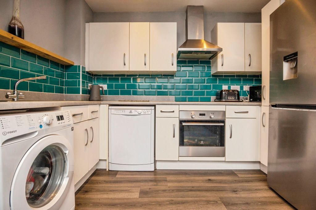 Additional image 7 of 2 bed flat for saleHill View Road, Malvern WR14