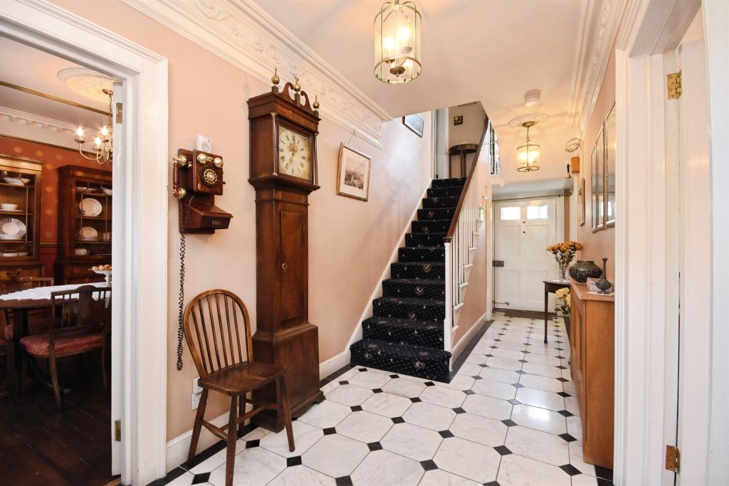 Additional image 4 of 6 bed terraced house for saleBradford Street, Braintree CM7