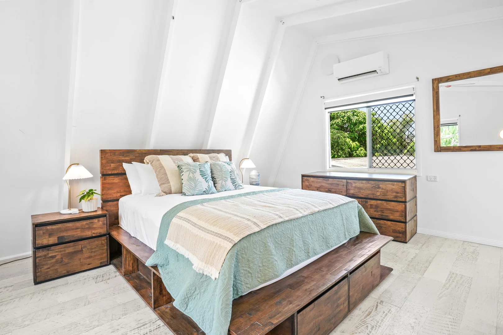 Additional image 10 of 26 Maple Street, Holloways Beach QLD 4878