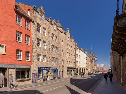 Canongate, Old Town, Edinburgh EH8