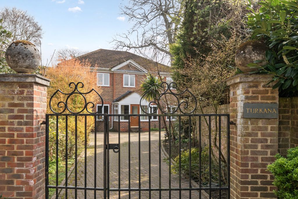 Additional image 19 of 5 bed detached house for saleRosslyn Park, Weybridge KT13