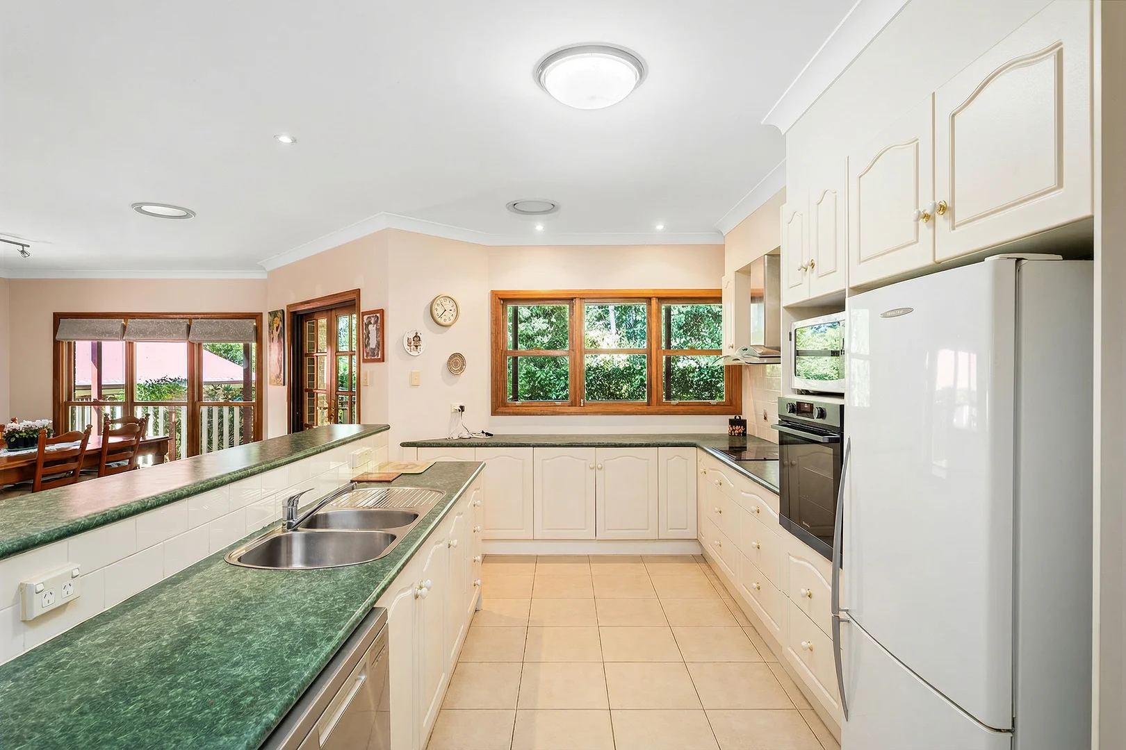 Additional image 2 of 35 Hillgrove Close, Ourimbah NSW 2258