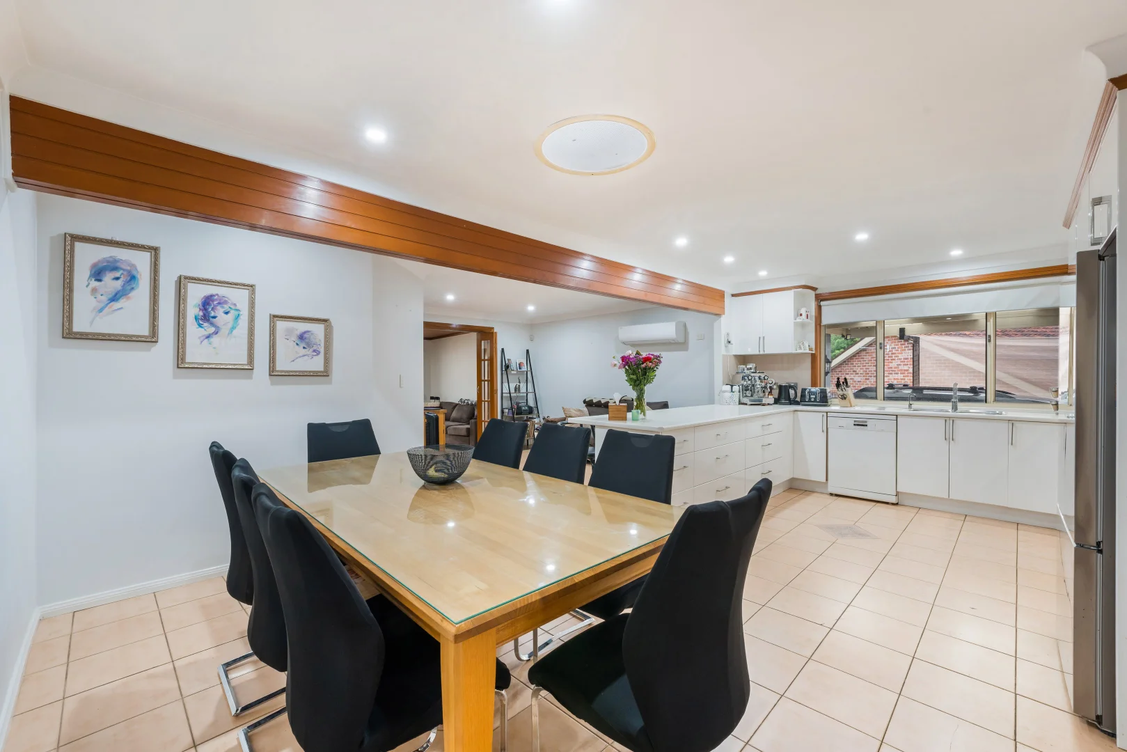 Additional image 6 of 2 Amber Close, Bossley Park NSW 2176