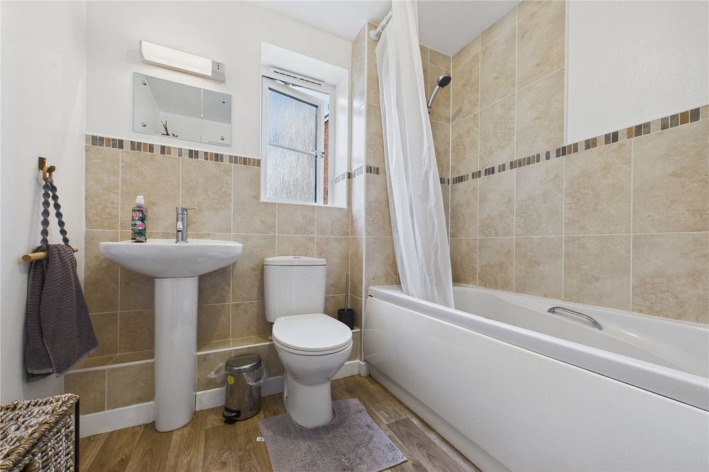 Additional image 7 of 1 bed flat for saleCaen View, Braunton, Devon EX33