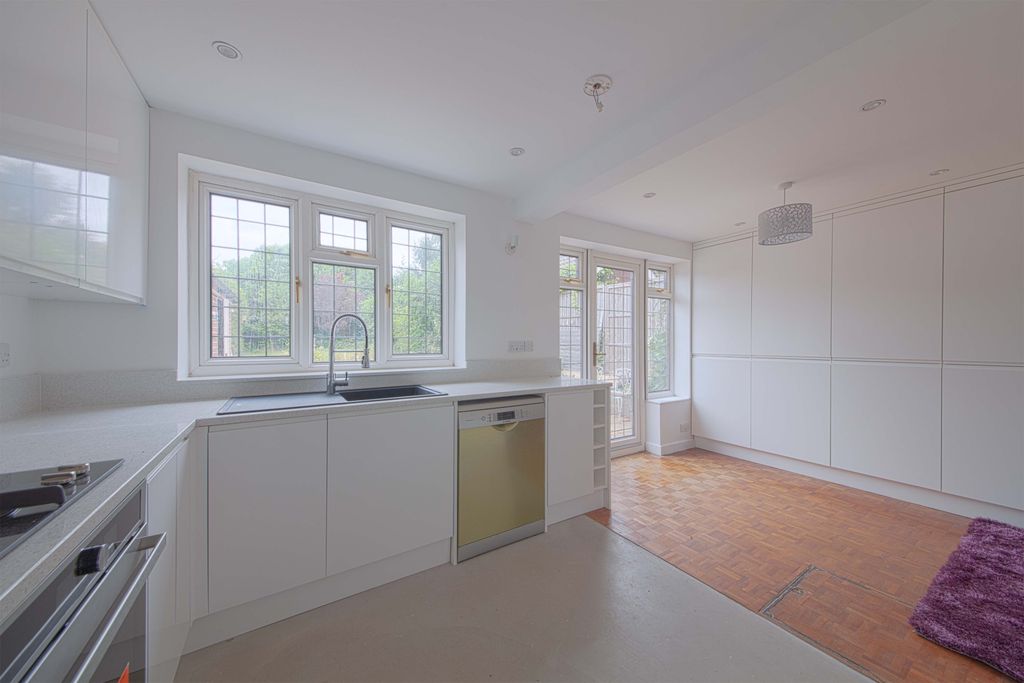 Additional image 14 of 3 bed detached house for saleHavelock Road, Maidenhead SL6