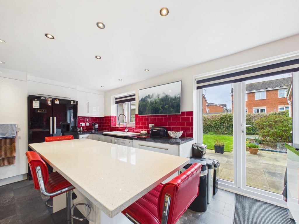Additional image 14 of 5 bed detached house for sale5 Bed Detached House, Aysgarth Rise, Bridlington YO16