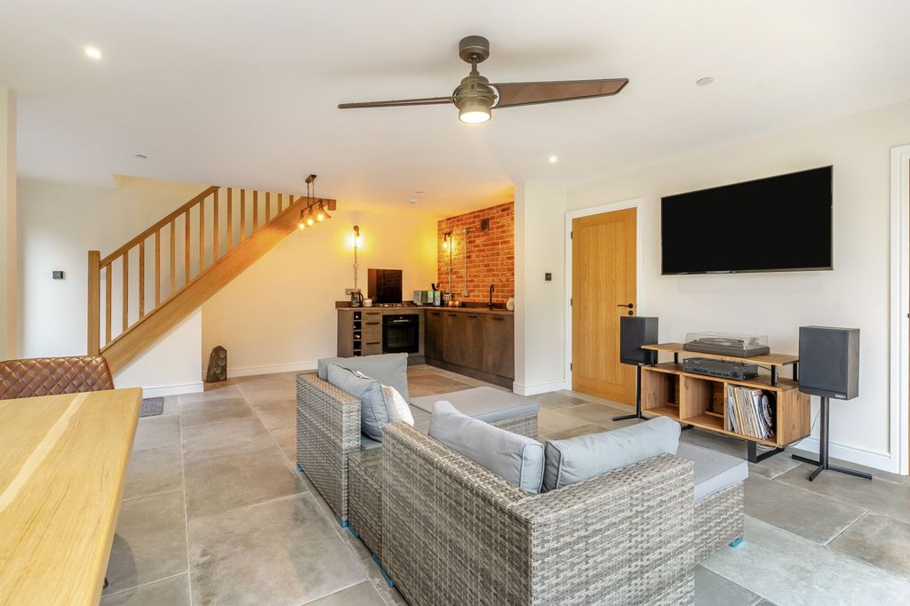 Additional image 21 of 6 bed detached house for saleThe Bryn, Pontllanfraith NP12