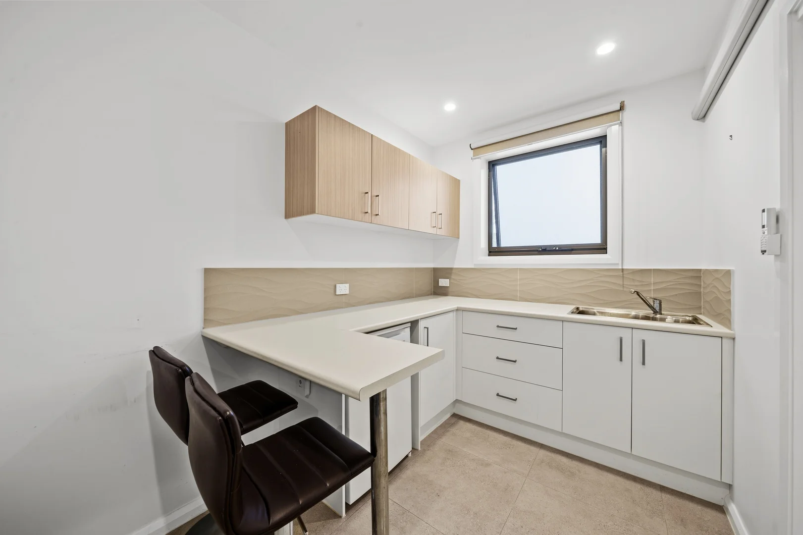 Additional image 12 of 13 Pensacola Court, Broadbeach Waters QLD 4218