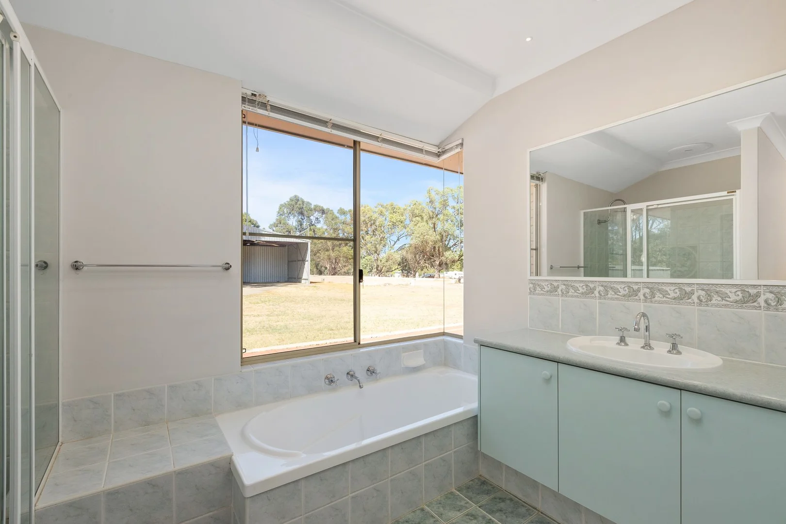Additional image 20 of 10 College Court, Serpentine WA 6125