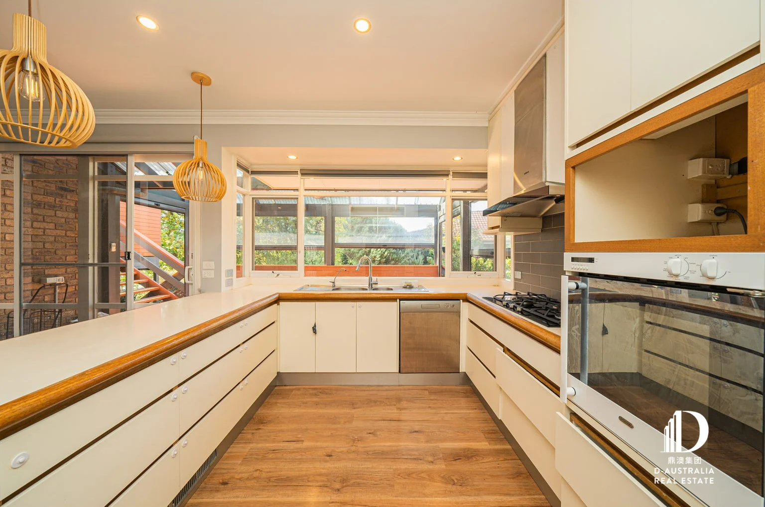 Additional image 3 of 11 Clover Close, Berwick VIC 3806