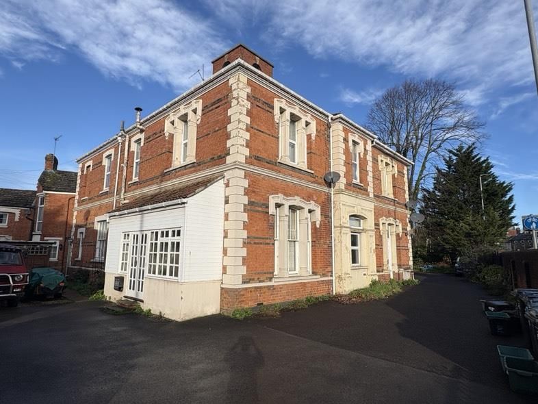 Additional image 2 of 2 bed flat for saleTaunton Road, Bridgwater TA6