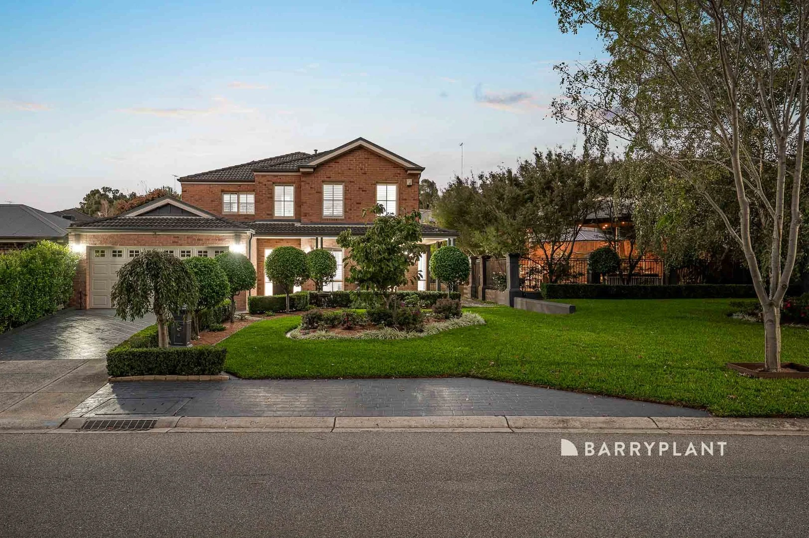 4 Sittella Drive, Berwick VIC 3806