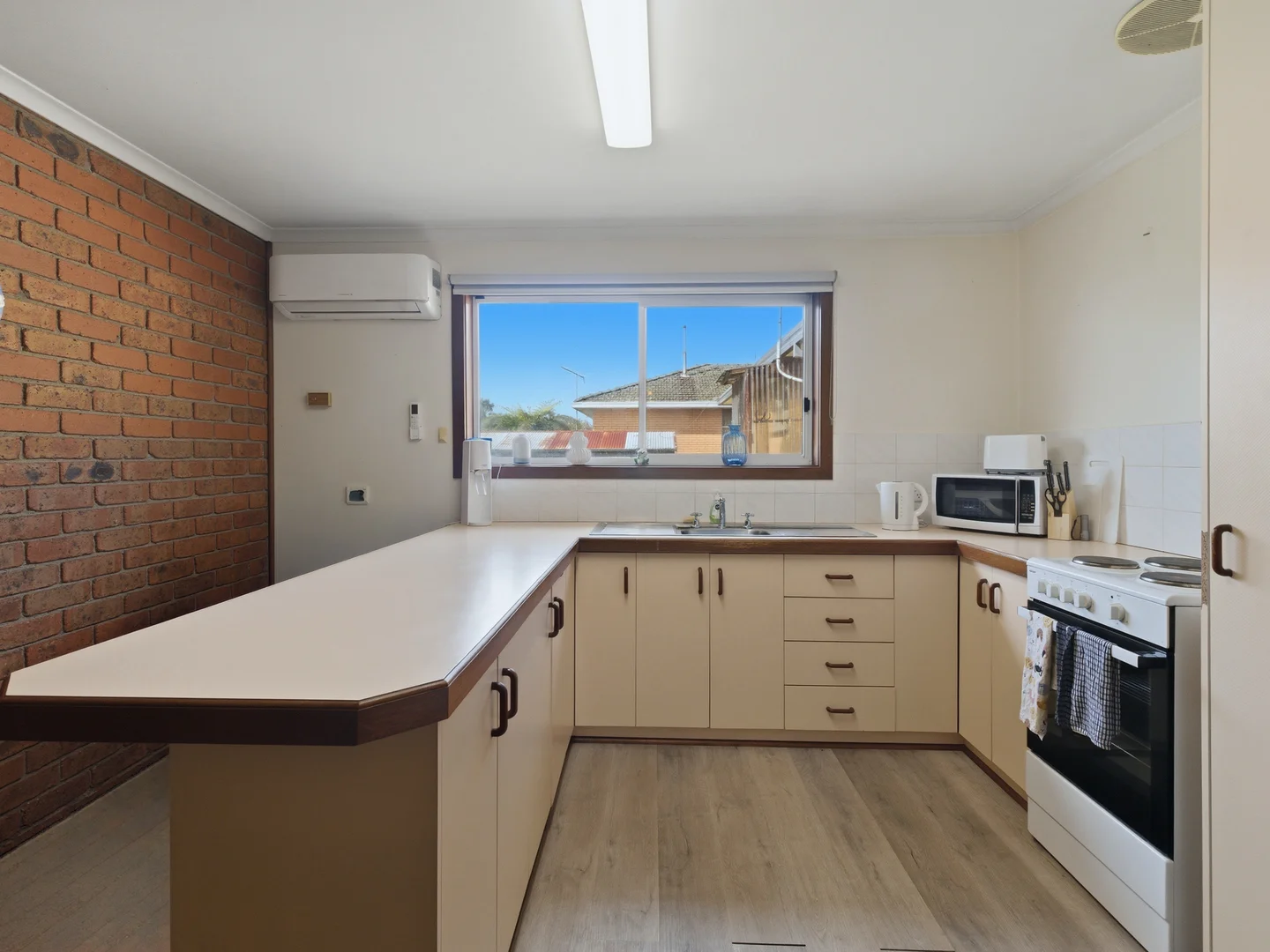 Additional image 2 of 2/15 Station Street, Korumburra VIC 3950