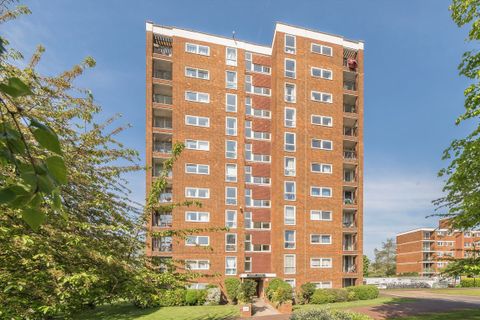 Green Vale, Ealing W5