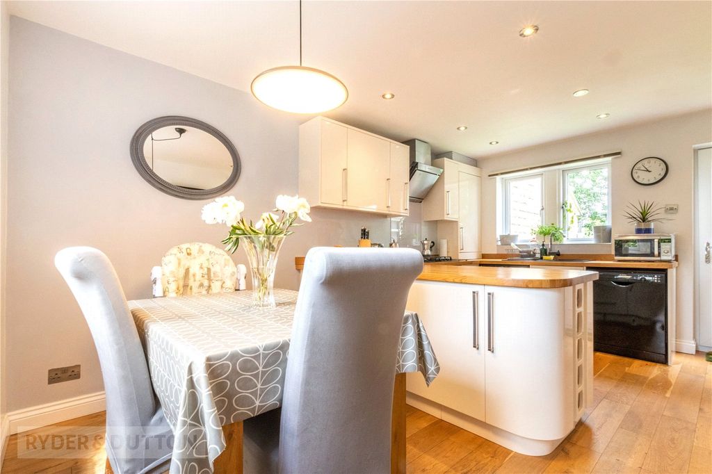 Additional image 7 of 3 bed detached house for saleLower Edge Road, Rastrick, Brighouse, West Yorkshire HD6