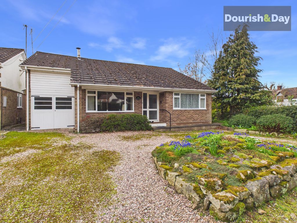 3 bed detached bungalow for saleOutwoods, Newport TF10