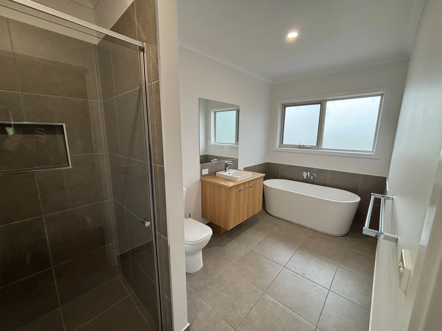 Additional image 15 of 5 Lady Harriet Drive, Lakes Entrance VIC 3909