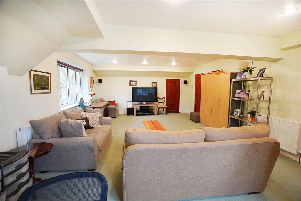 Additional image 30 of 5 bed detached house for saleFoxholes Road, Horwich, Bolton BL6