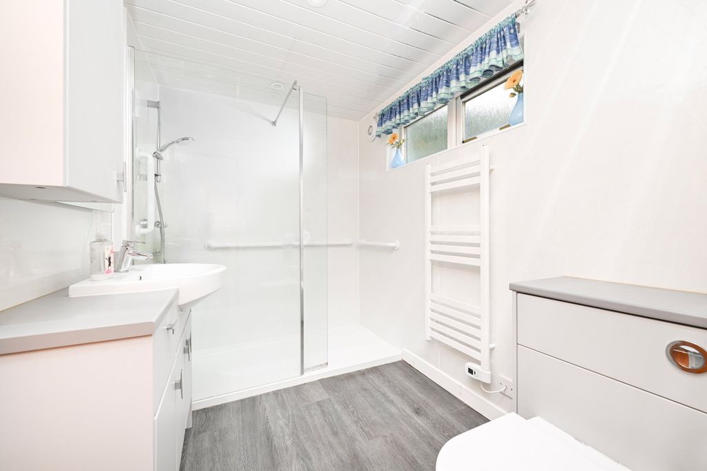 Additional image 15 of 3 bed bungalow for saleHoul Road, Scalloway, Shetland ZE1