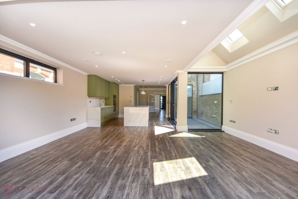 Additional image 23 of 4 bed semi-detached house for saleEastern Esplanade, Broadstairs, Kent CT10