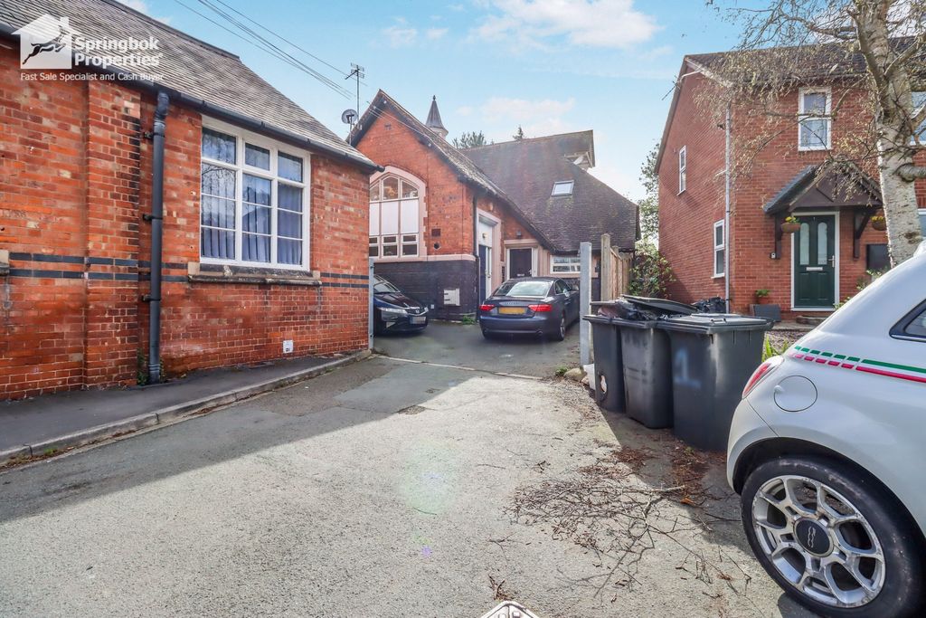 Additional image 8 of 3 bed flat for saleOld School House, Salters Lane, Longden Coleham, Shewsbury, Shropshire SY3