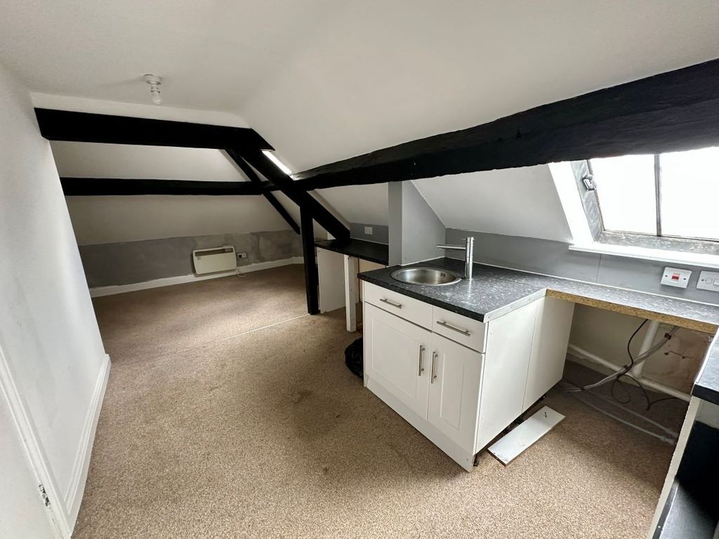 Additional image 8 of 1 bed flat for saleNo. 1 Tower Street Flat 7, Ludlow, Shropshire SY8