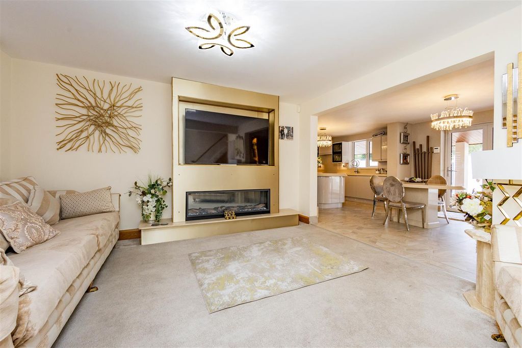 Additional image 3 of 3 bed detached house for saleVicarage Lane, Blackpool FY4