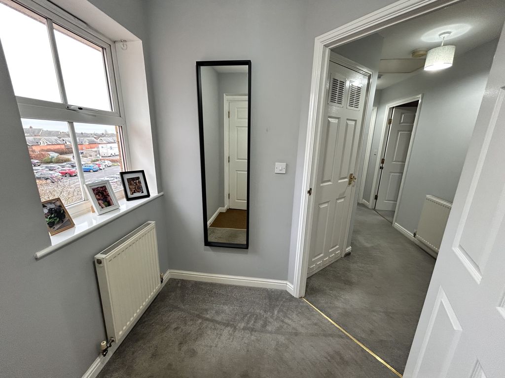 Additional image 6 of 2 bed flat for saleMalyon Close, Braintree CM7