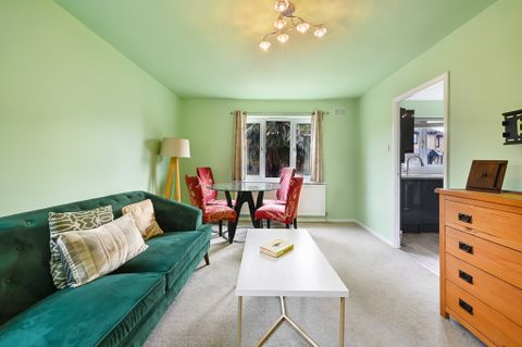 Bowman Mews SW18
