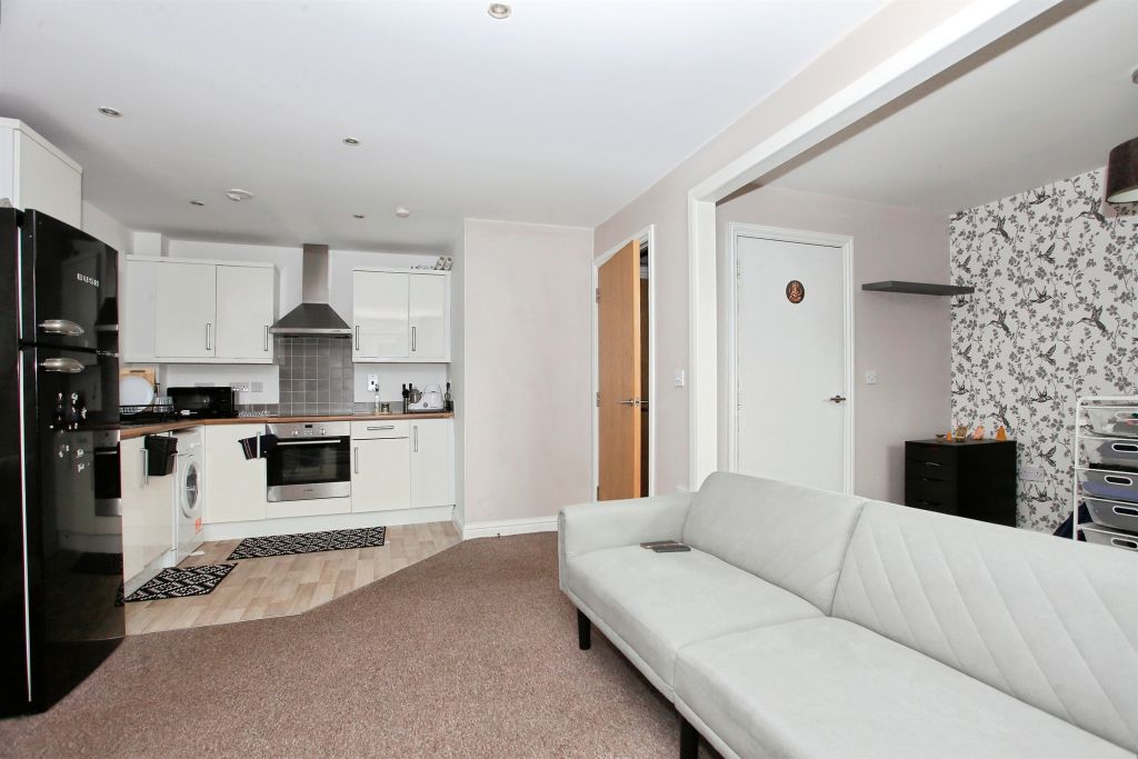 Additional image 3 of 1 bed flat for saleThe Blades, Market Deeping, Peterborough PE6