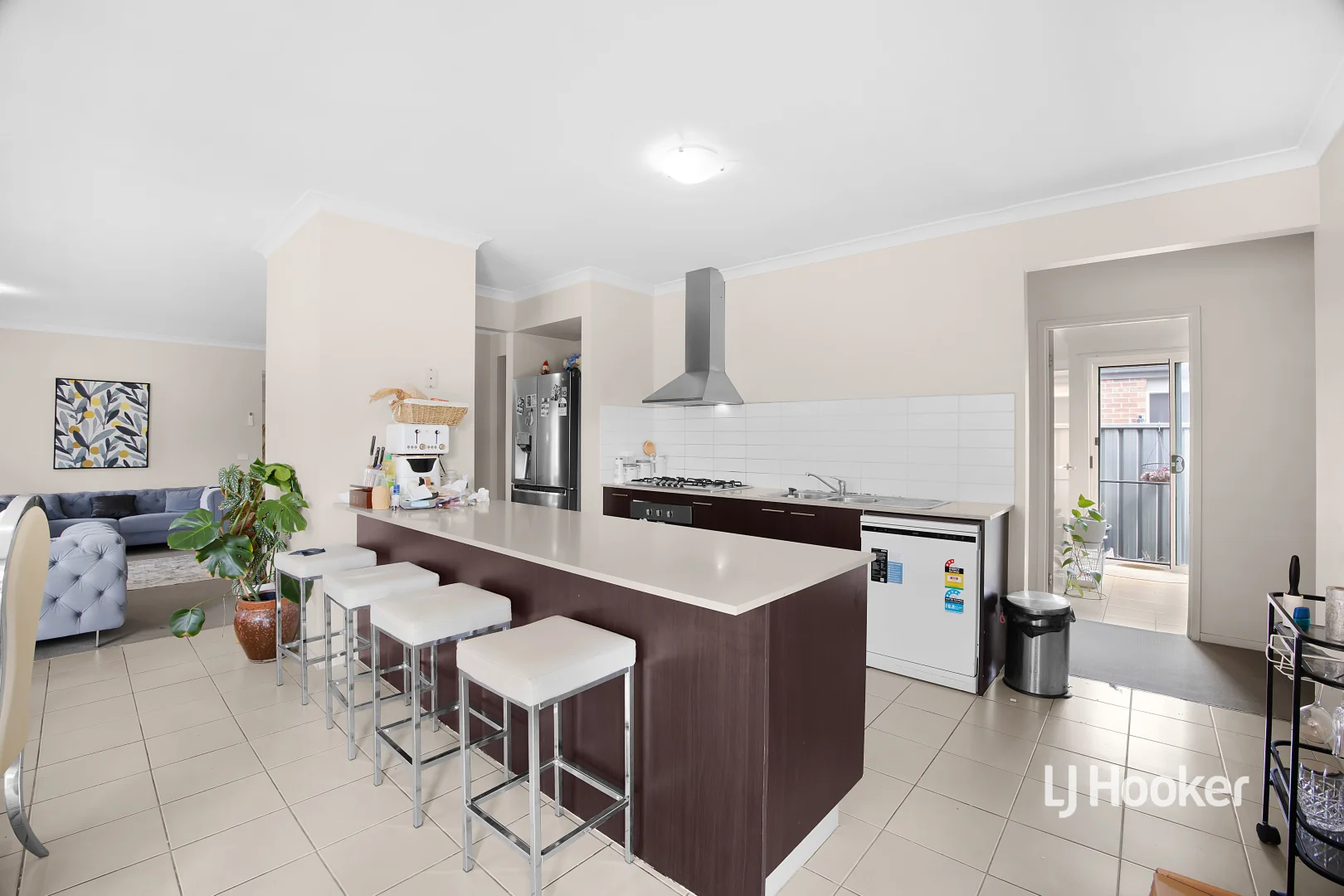 Additional image 12 of 37 Hatfield Place, Deer Park VIC 3023