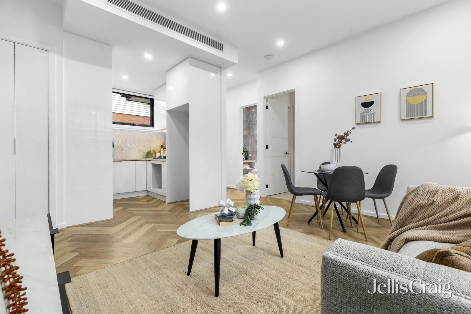 Additional image 2 of 2/115 Coleman Parade, Glen Waverley VIC 3150
