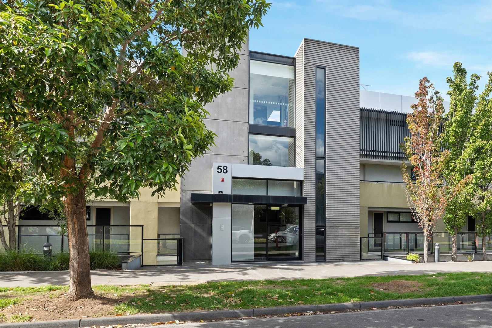 203/58 La Scala Avenue, Maribyrnong VIC 3032