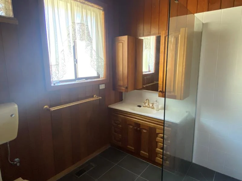 2 Little Crescent, Traralgon VIC 3844 photo 5