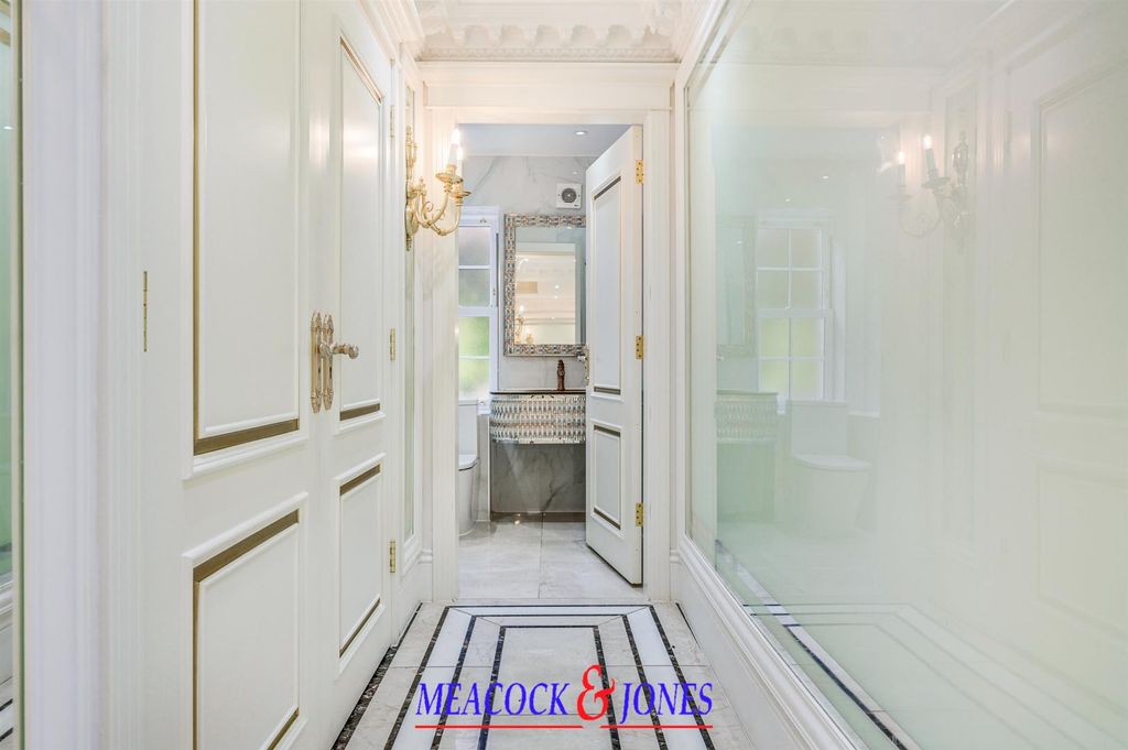 Additional image 14 of 6 bed detached house for saleHeronway, Hutton Mount, Brentwood CM13