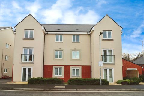 George Holmes Way, Scholars Chase, Bristol BS16