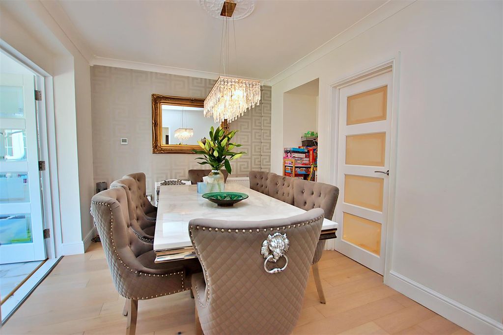 Additional image 3 of 4 bed semi-detached house for saleTheobald Street, Borehamwood WD6