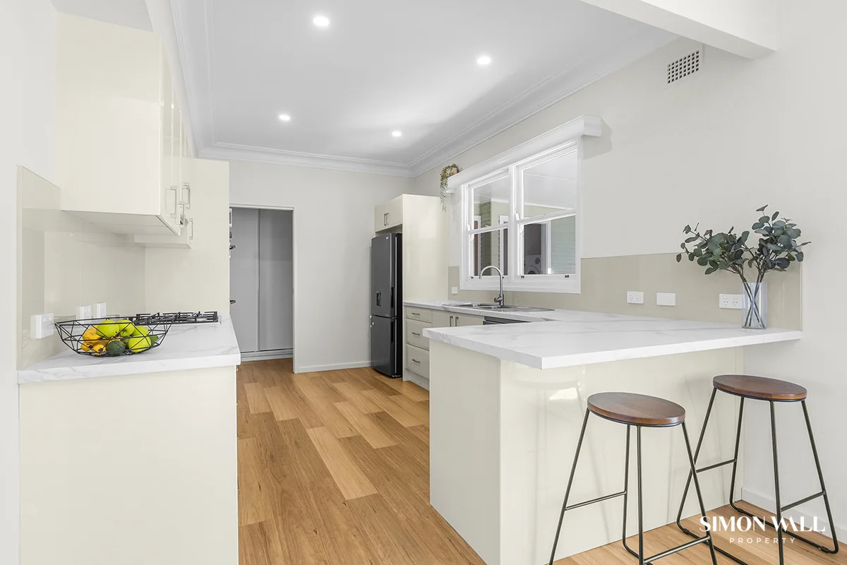 72 Rembrandt Drive, Merewether Heights NSW 2291 photo 4