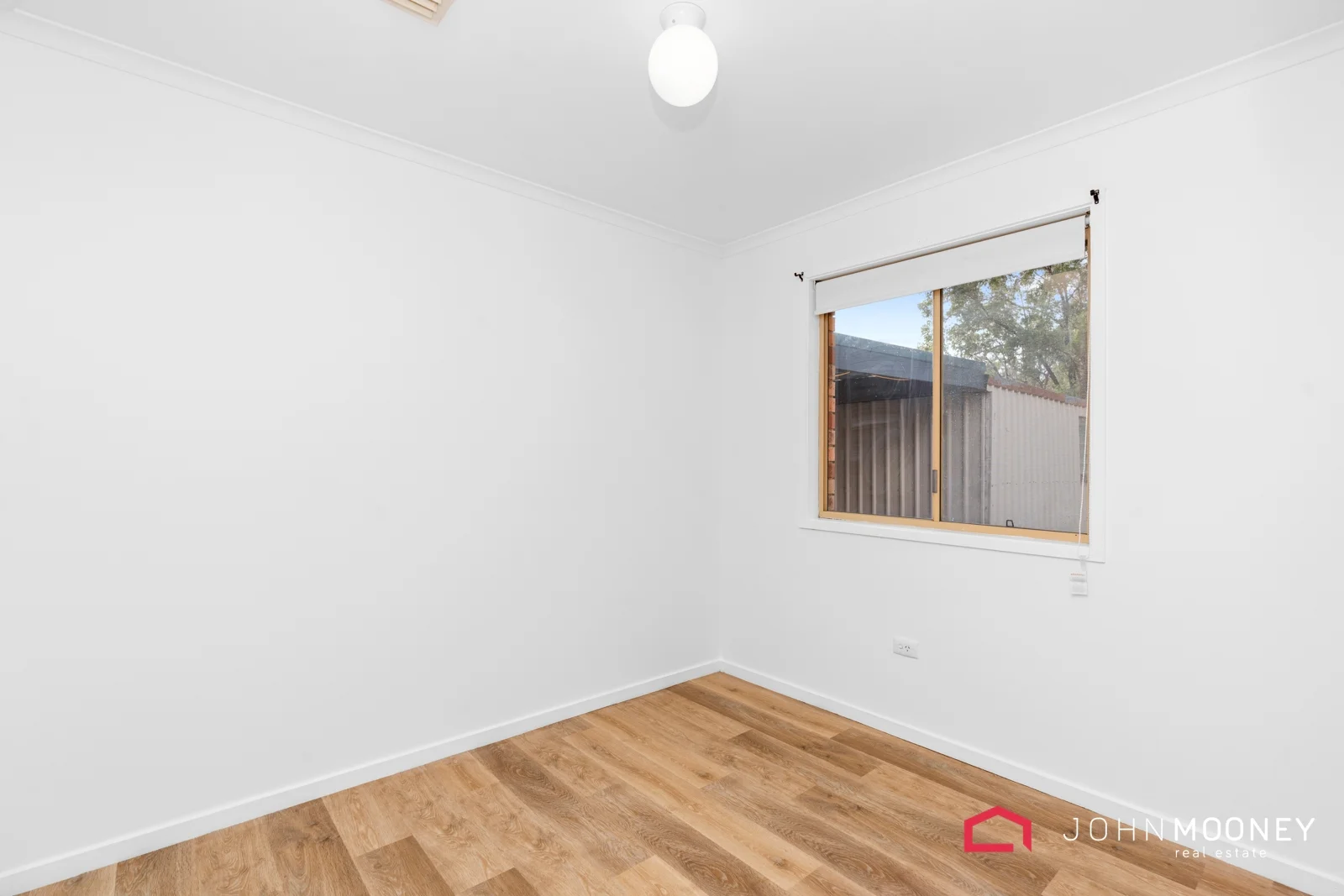 Additional image 15 of 20 Karoom Drive, Glenfield Park NSW 2650
