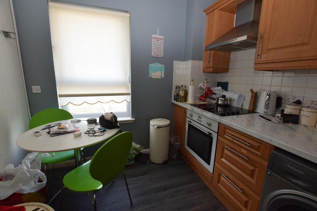 Additional image 6 of 2 bed flat for saleKateswell Drive, Shotts, 4 ML7