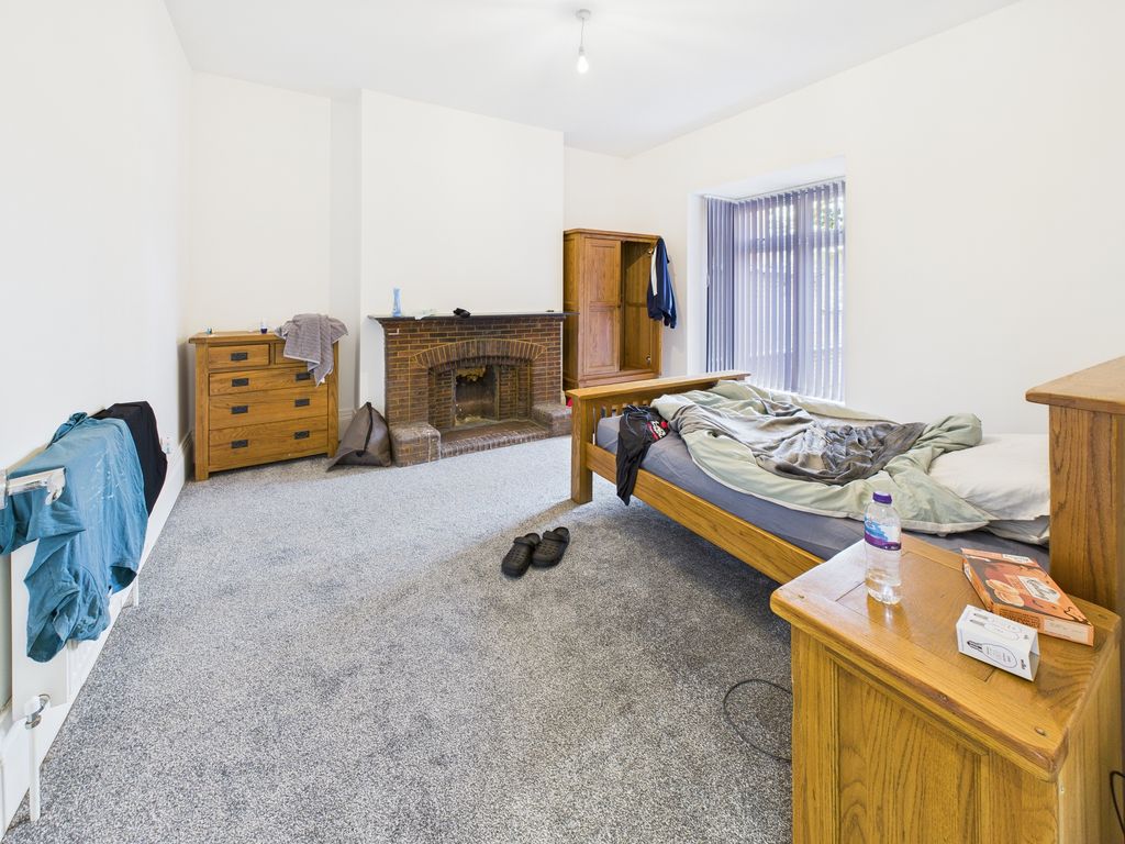 Additional image 7 of 4 bed semi-detached house for saleTaunton Road, Bridgwater TA6
