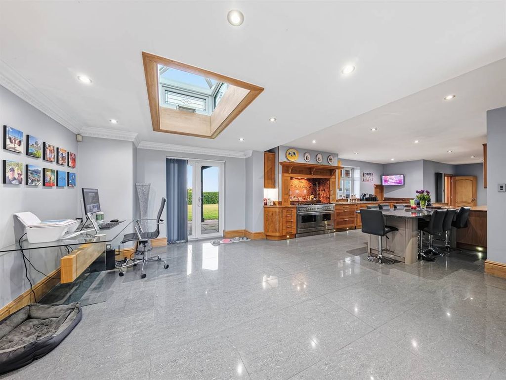 Additional image 17 of 6 bed detached house for saleCliff Promenade, Broadstairs CT10