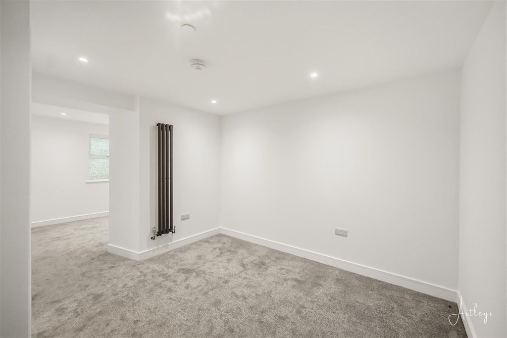 Additional image 14 of 2 bed flat for saleOverland Road., Mumbles, Swansea SA3