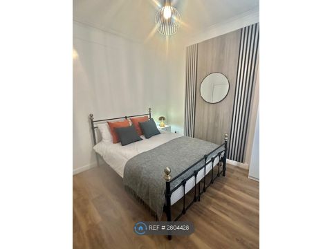 Kneller Road, London SE4, Room to rent