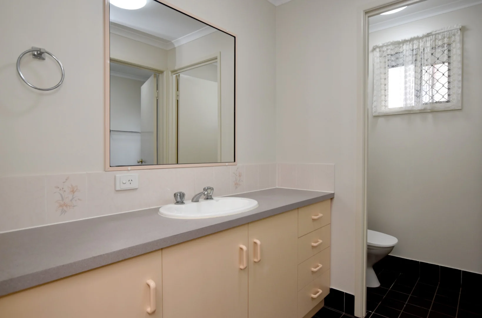 Additional image 12 of 15 Keppel Avenue, Clinton QLD 4680