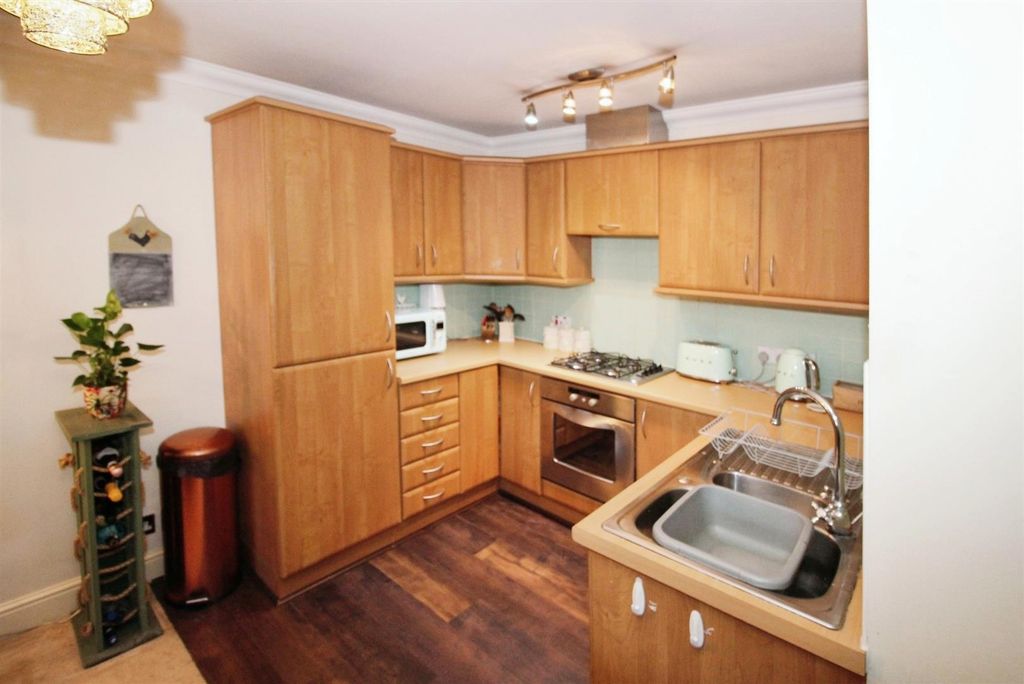 Additional image 3 of 2 bed flat for saleThe Strone, Apperley Bridge, Bradford BD10