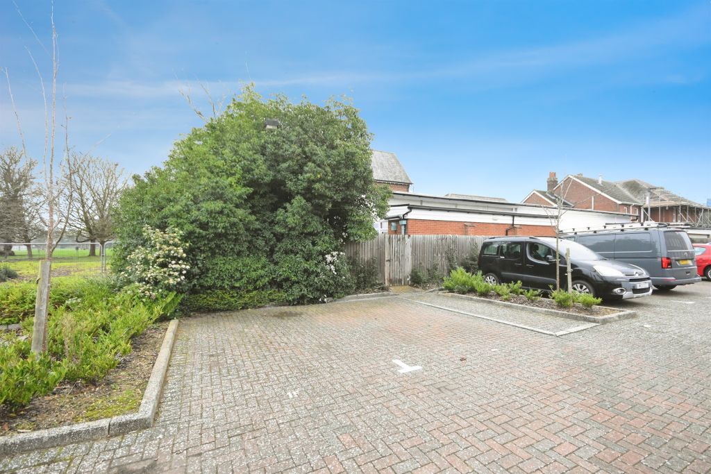 Additional image 17 of 2 bed flat for saleCoggeshall Road, Braintree CM7